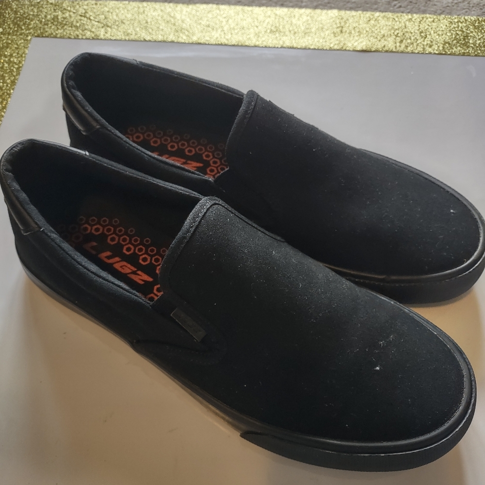 Lugz women's shoes size 12us.